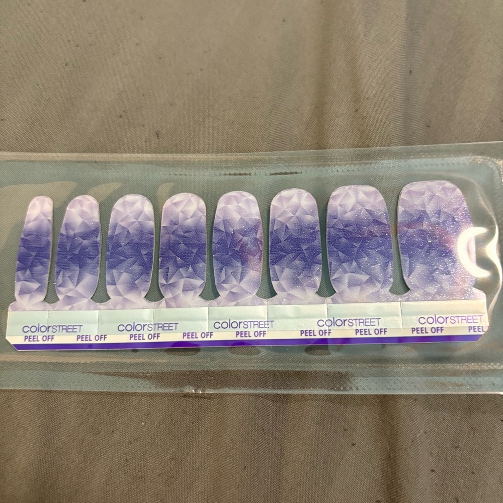 Color Street Glitter Nail Strips - Geode Glow